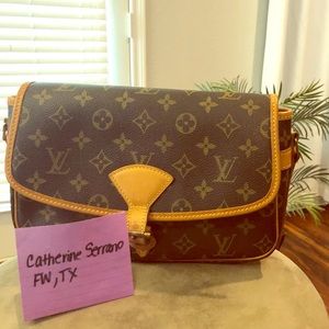 Louis Vuitton Sologne